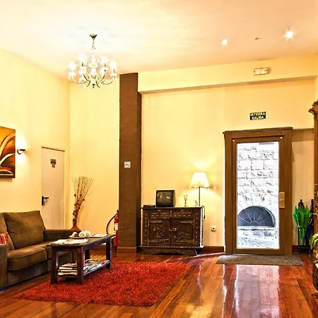 Itxas Gain Hotel *