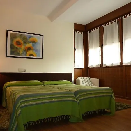 Itxas Gain Hotel *